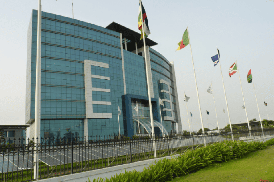 Ecobank A Engrangé Plus De 800 Millions De Dollars De Bénéfice En 2025